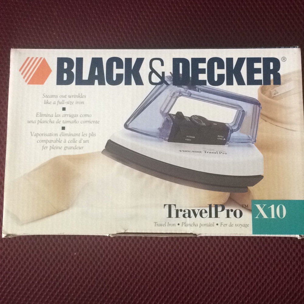 Travel Iron New In Box Black & Decker